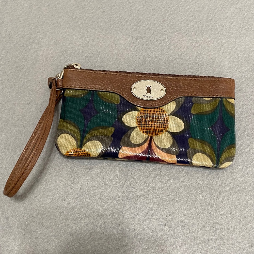 Fossil Key-Per Retro Floral Coated Canvas Wristlet Wallet Brown Leather Trim